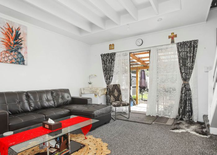  at 3/121 Mangere Road, Otahuhu, Auckland