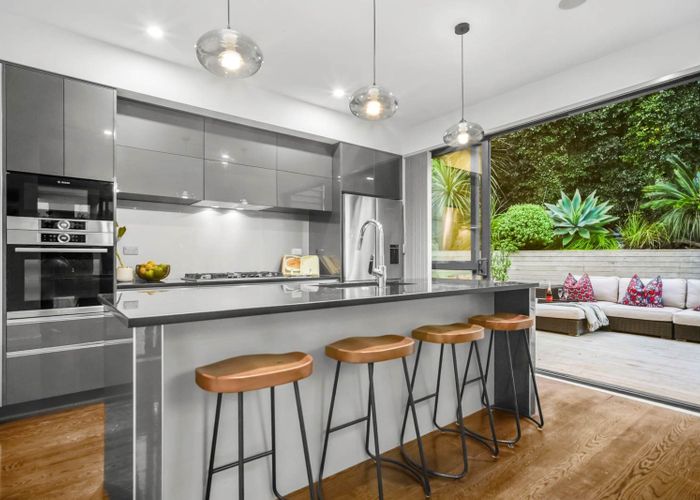  at 8 Carex Way, Long Bay, Auckland