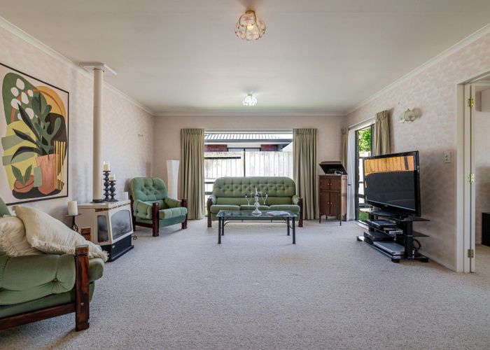  at 8 Rothesay Place, Westbrook, Palmerston North, Manawatu / Whanganui