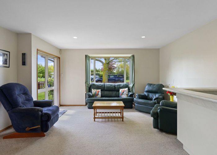  at 16 Clinton Street, Darfield, Darfield