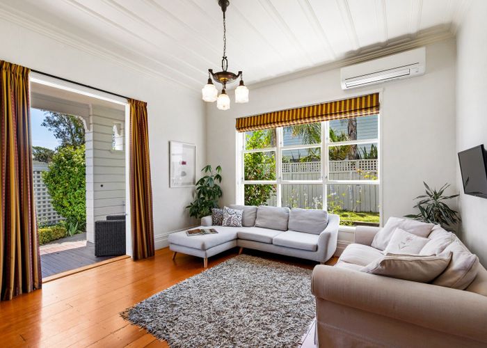  at 14 Elizabeth Road, Bluff Hill, Napier, Hawke's Bay