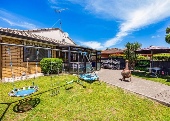  at 21A Britannia Place, Half Moon Bay, Manukau City, Auckland