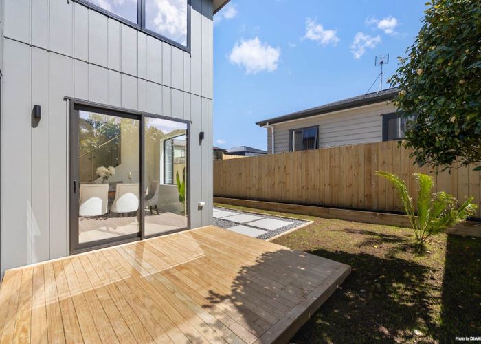  at Lot 1, 11 Mimosa Place, Half Moon Bay, Manukau City, Auckland