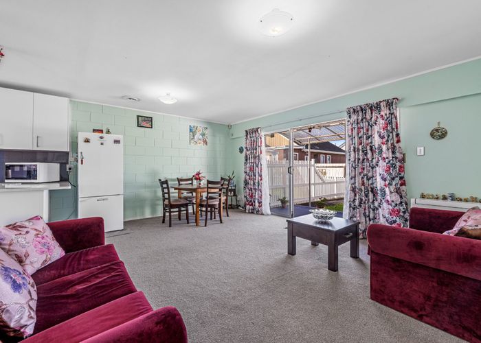  at 2/146 Puhinui Road, Papatoetoe, Auckland