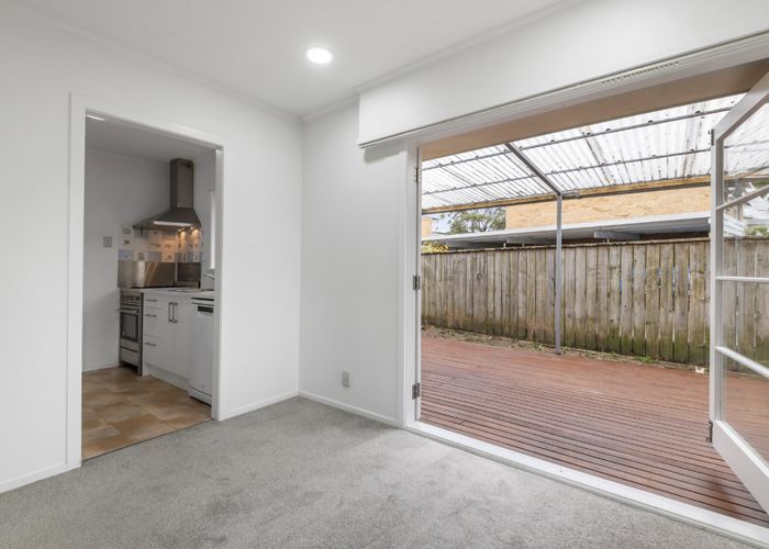  at 86 Marlborough Avenue, Glenfield, North Shore City, Auckland