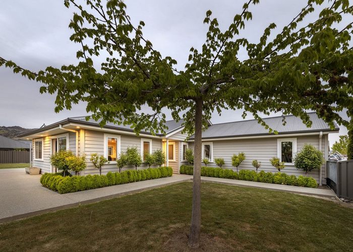  at 20 Missy Crescent, Mount Pisa
