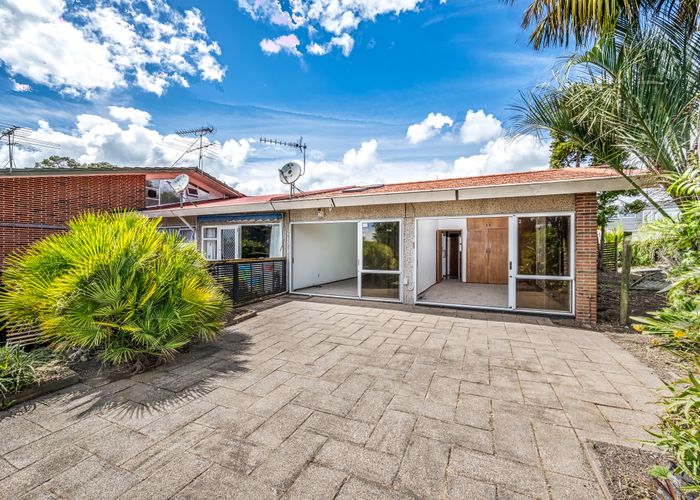  at 1/101 Selwyn Road, Howick, Auckland