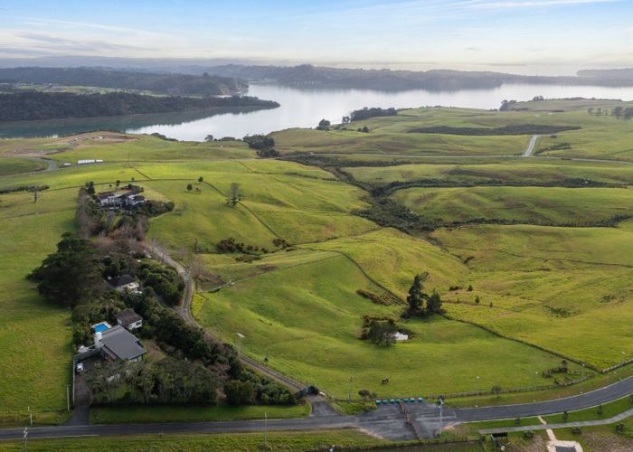  at 189 Vaughans Road, Okura, North Shore City, Auckland
