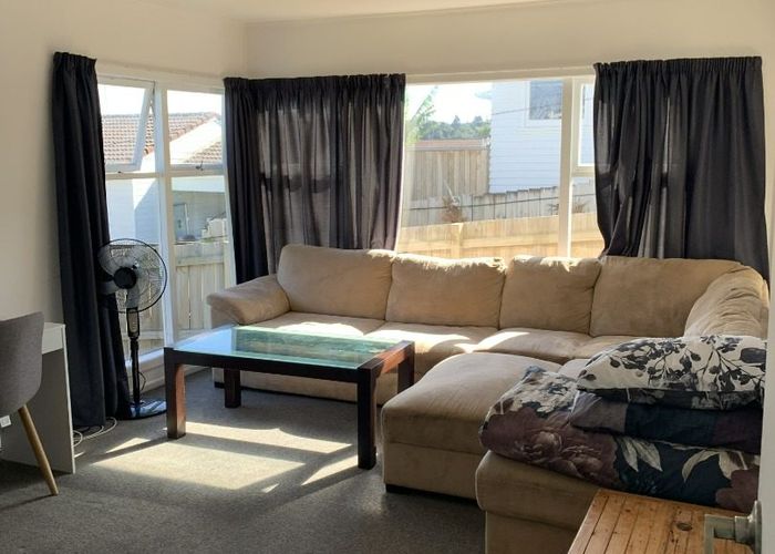  at 3B Elliott Ave, Glenfield, North Shore City, Auckland