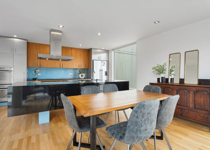  at 2/21 Birdwood Crescent, Parnell, Auckland