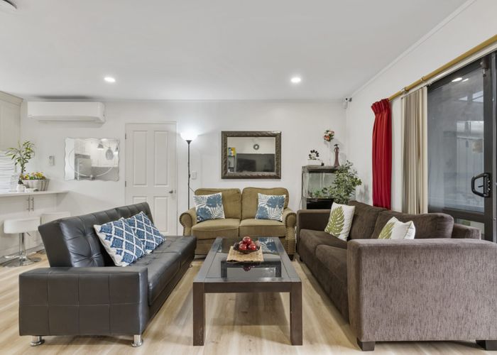  at 35 Neta Grove, Henderson, Waitakere City, Auckland