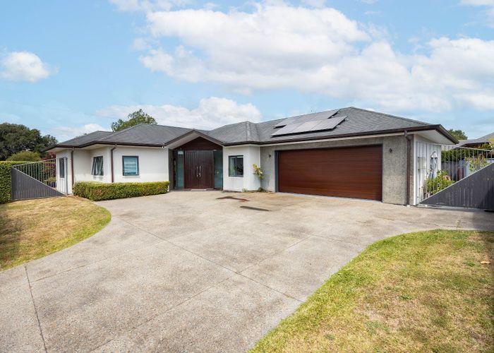  at 40 Stoneleigh Drive, Chartwell, Hamilton, Waikato