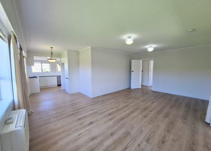  at 1/5 Tobruk Crescent, Milford, Auckland