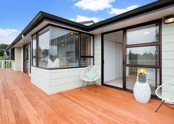  at 14 Waiora Road, Stanmore Bay, Whangaparaoa