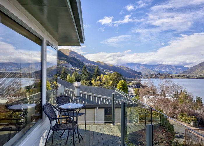  at 5 Golden Terrace, Queenstown, Queenstown
