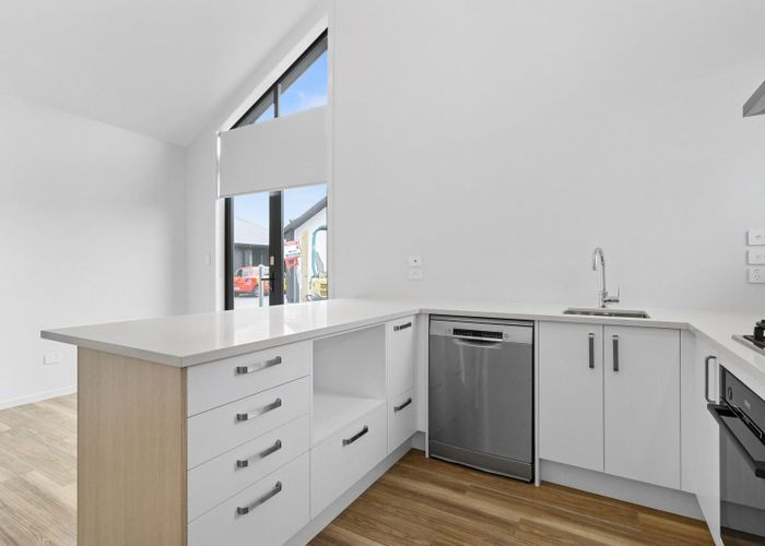  at 3/4 Duncan Road, St Andrews, Hamilton