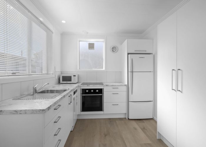  at 2/25 Baring Terrace, Strandon, New Plymouth
