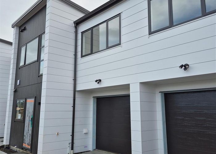  at 43 Friesian Drive, Mangere, Manukau City, Auckland