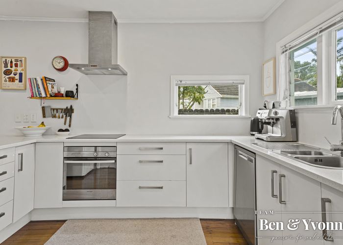  at 37A Coral Crescent, Panmure, Auckland