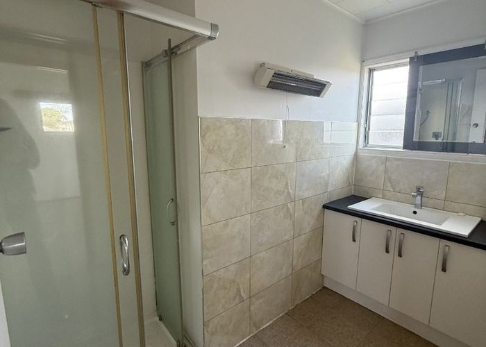  at 1/8 Maunu Road, Papatoetoe, Manukau City, Auckland