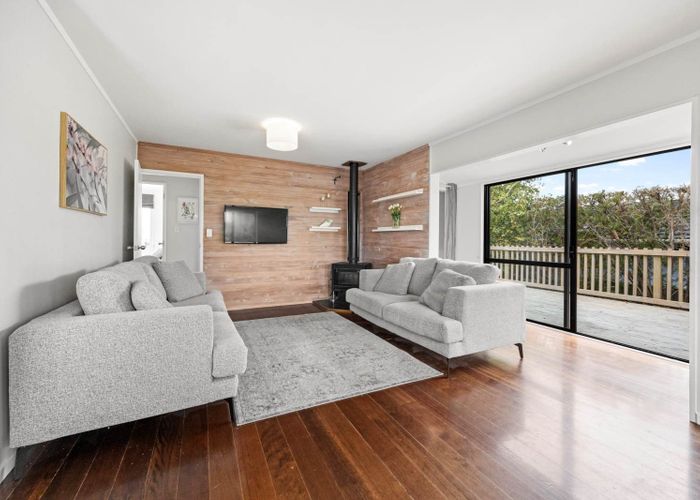  at 1/18 Sherwood Avenue, Te Atatu South, Waitakere City, Auckland