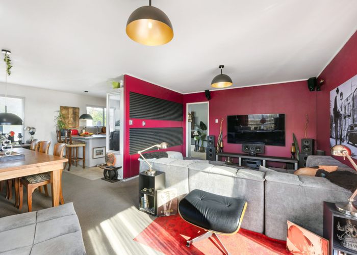  at 1/141 Mokoia Road, Birkenhead, North Shore City, Auckland