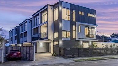  at 2/51 Mount Smart Road, Onehunga, Auckland