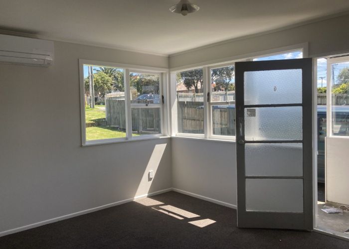  at 1/15 Stamford Park Road, Mount Roskill, Auckland City, Auckland