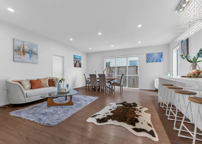  at 16  Rosewell Crescent, Flat Bush, Manukau City, Auckland