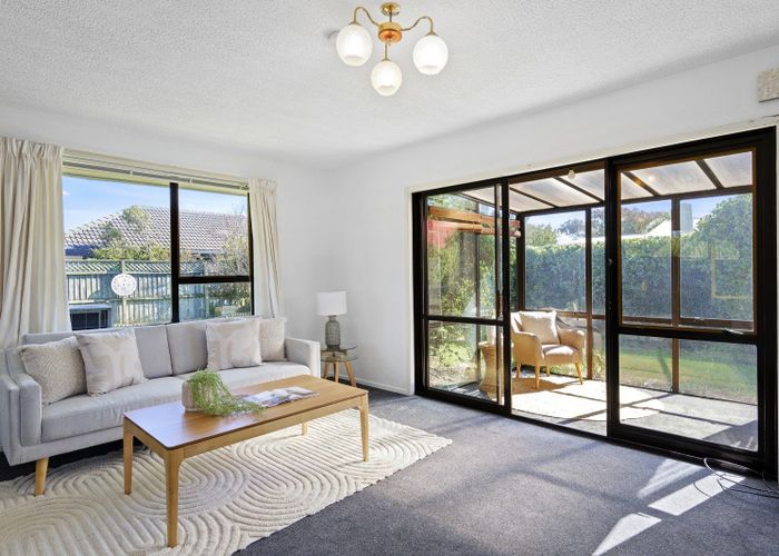  at 2/88 Pine Avenue, New Brighton, Christchurch
