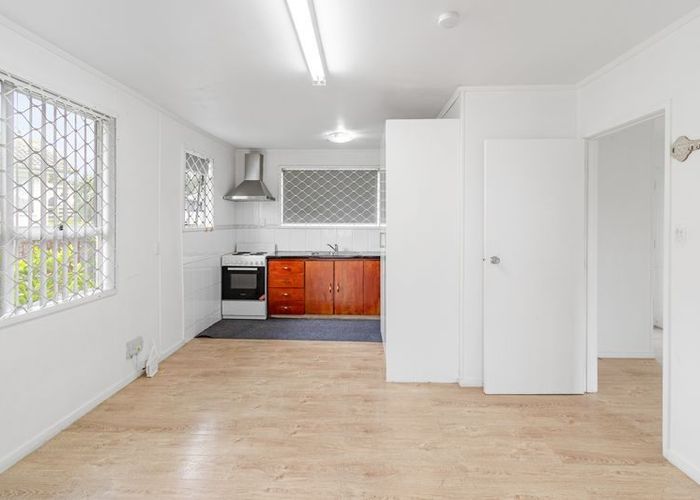  at 25 Orly Avenue, Mangere, Manukau City, Auckland