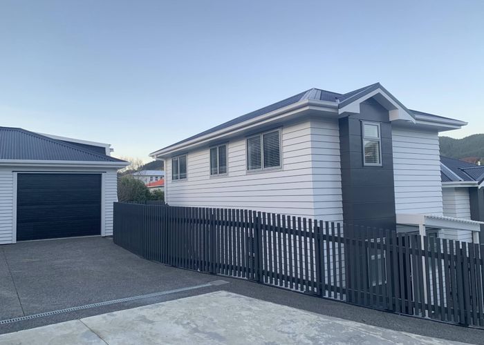  at 27D Ranui Terrace, Tawa, Wellington, Wellington