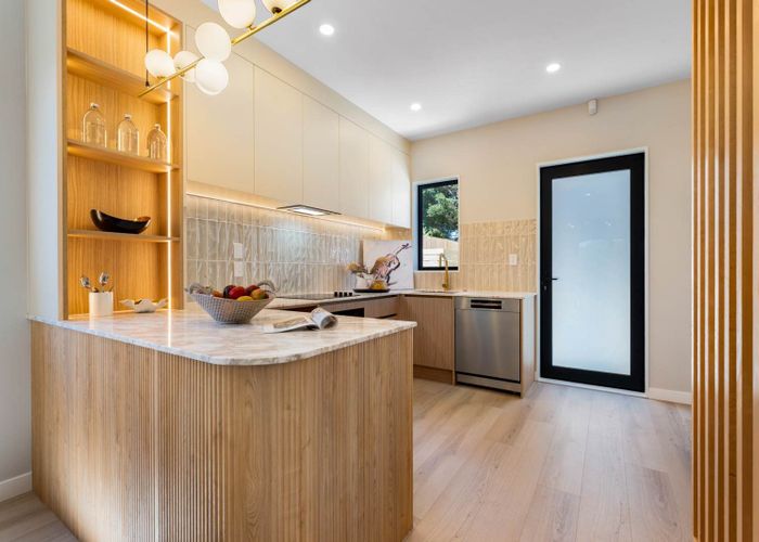 at 112F Beach Road, Te Atatu Peninsula, Waitakere City, Auckland