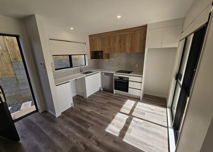  at 4B Hepburn Road, Glendene, Auckland