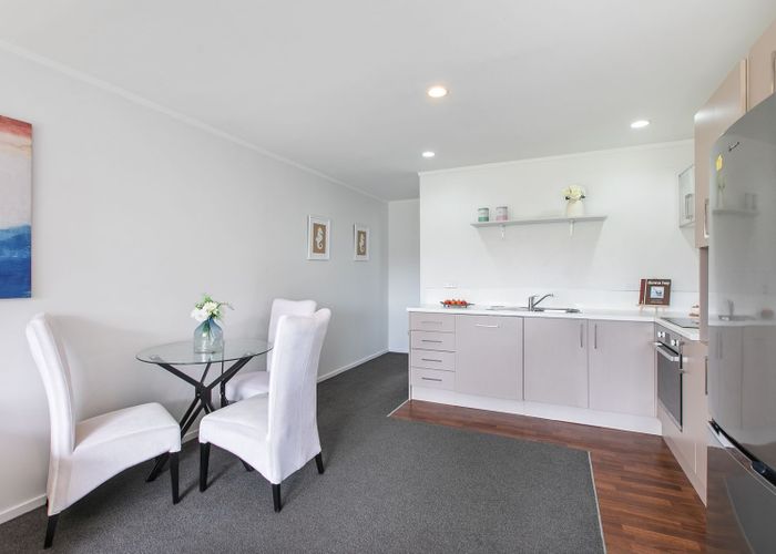  at 327/26 Morningside Dr, Morningside, Auckland City, Auckland