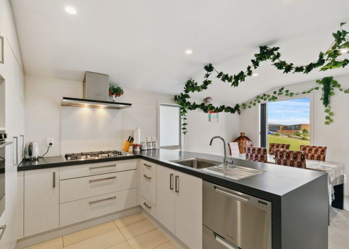  at 52 Tea Tree Lane, Woodridge, Wellington