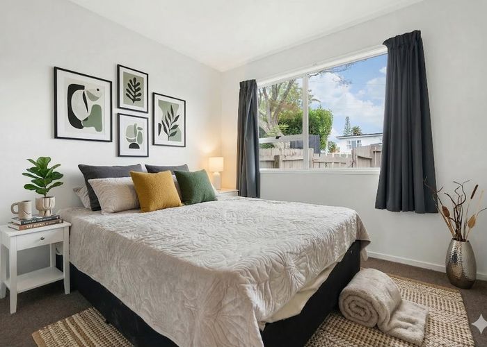  at 2/174 Birkdale Road, Birkdale, North Shore City, Auckland