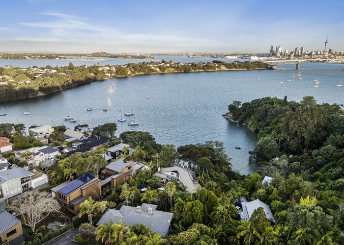  at 27A Maritime Terrace, Birkenhead, North Shore City, Auckland