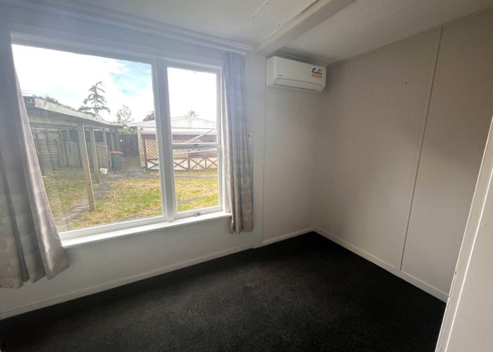  at 35A Glengarry Road, Glen Eden, Waitakere City, Auckland