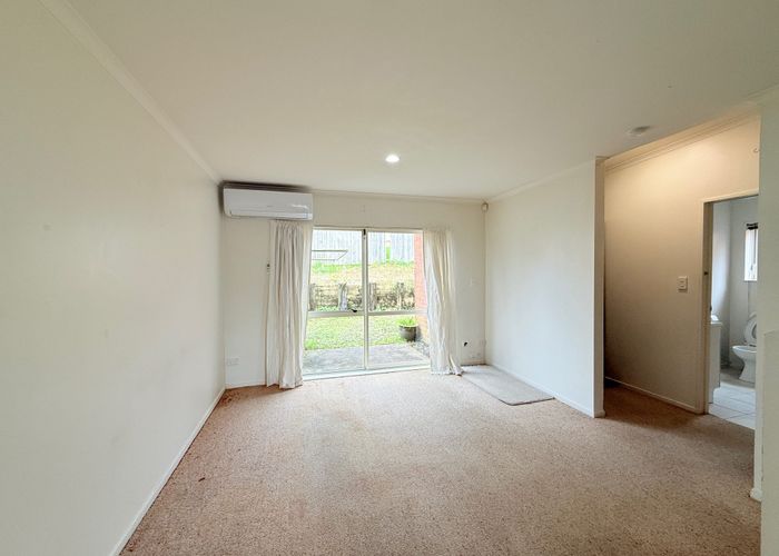  at 10 Brashier Circle, Sunnyvale, Auckland