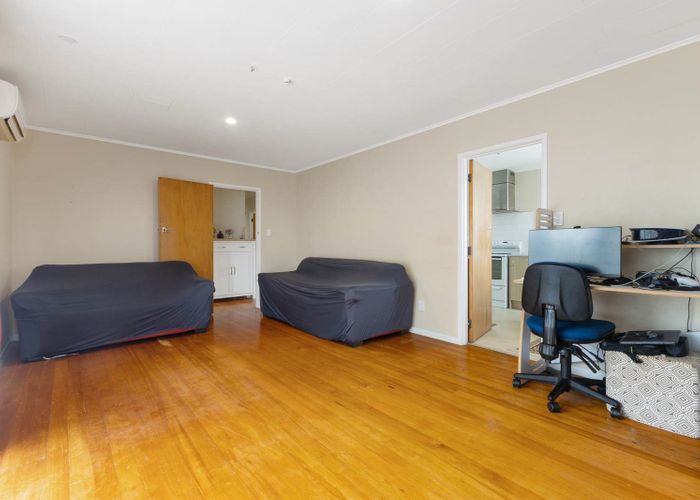  at 18 Friesian Drive, Mangere, Auckland