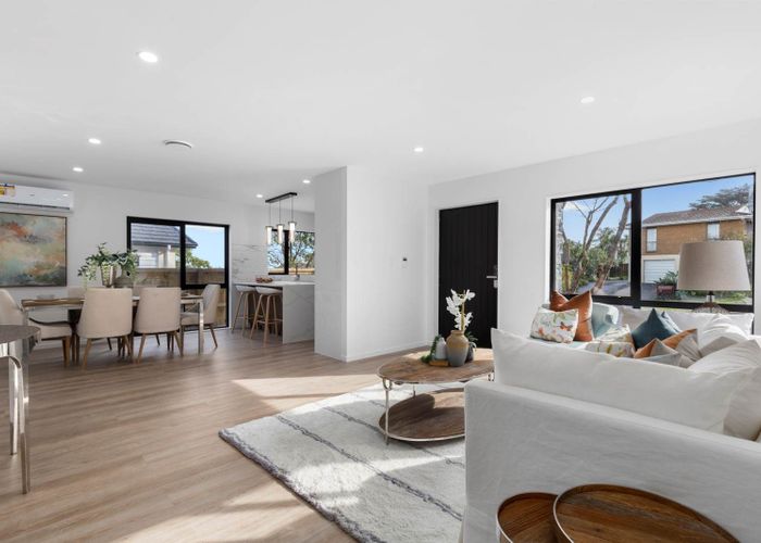  at 15C Janome Place, Bucklands Beach, Manukau City, Auckland