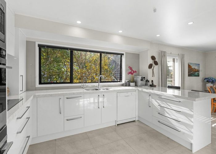  at 44 Norman Lesser Drive, Saint Johns, Auckland