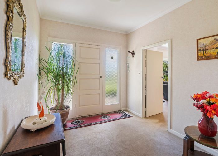 at 286 Main Road North, Waikanae