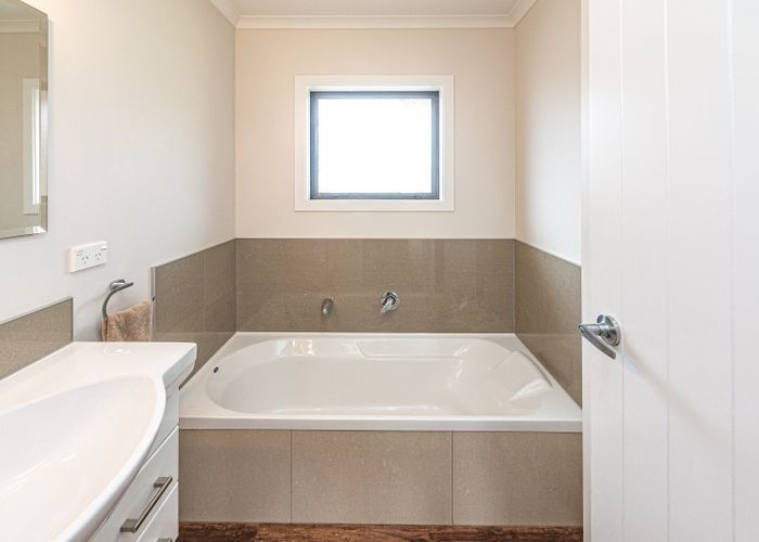  at 65 Durie Vale Road, Durie Hill, Whanganui, Manawatu / Whanganui