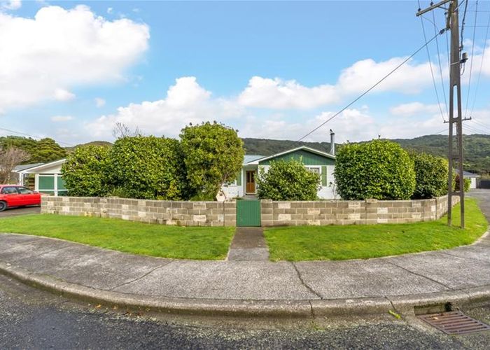  at 70 Wood Street, Wainuiomata, Lower Hutt