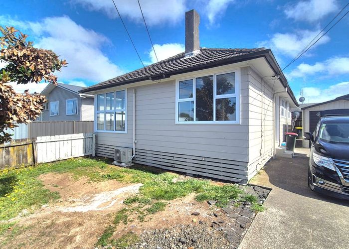  at 20 Farnborough Crescent, Mangere, Manukau City, Auckland