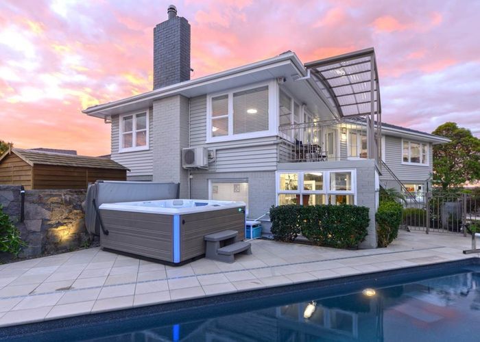  at 2 Armagh Road, Blockhouse Bay, Auckland