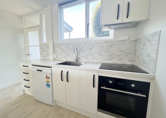  at 2/35 Craven St, Sockburn, Christchurch City, Canterbury