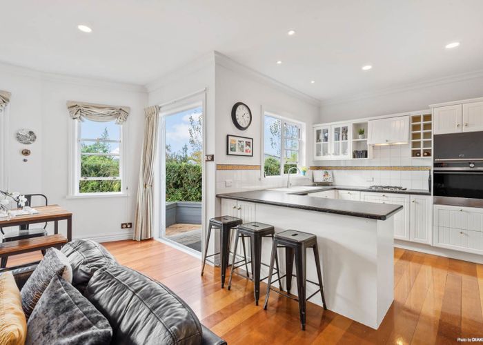  at 10 Logan Road, Buckland, Pukekohe